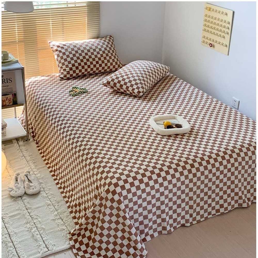 Elegant Brown and White Checkered Bedding Set